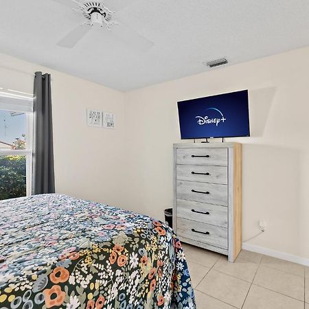 Oceanview Haven - 2Br Beach Townhome With Patio, Shared Heated Pool Steps From Paradise Beach Park! Melbourne Zewnętrze zdjęcie