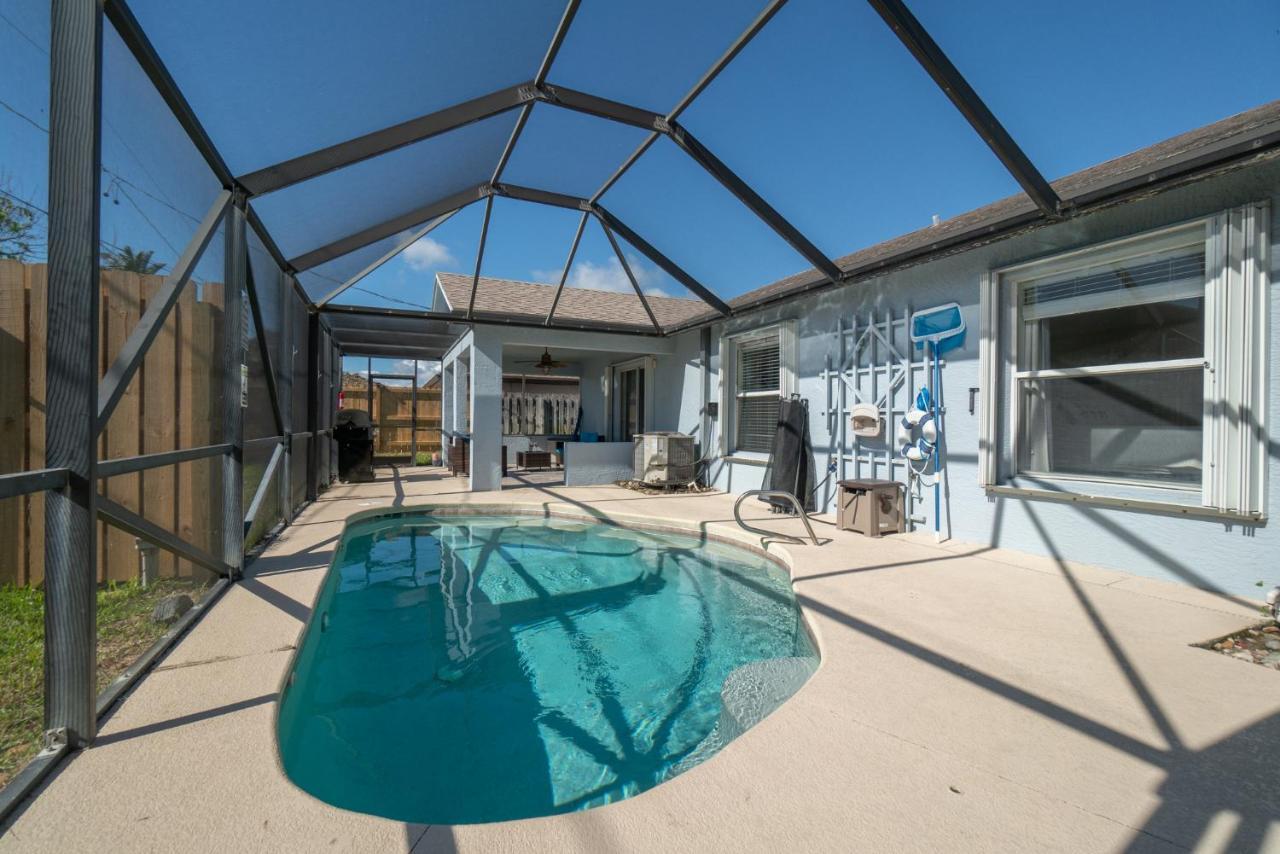 Oceanview Haven - 2Br Beach Townhome With Patio, Shared Heated Pool Steps From Paradise Beach Park! Melbourne Zewnętrze zdjęcie