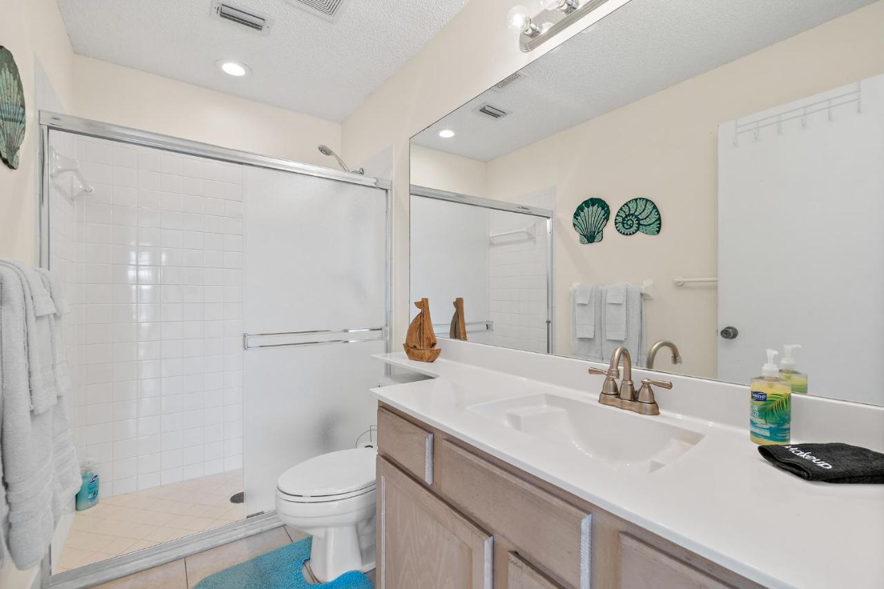 Oceanview Haven - 2Br Beach Townhome With Patio, Shared Heated Pool Steps From Paradise Beach Park! Melbourne Zewnętrze zdjęcie