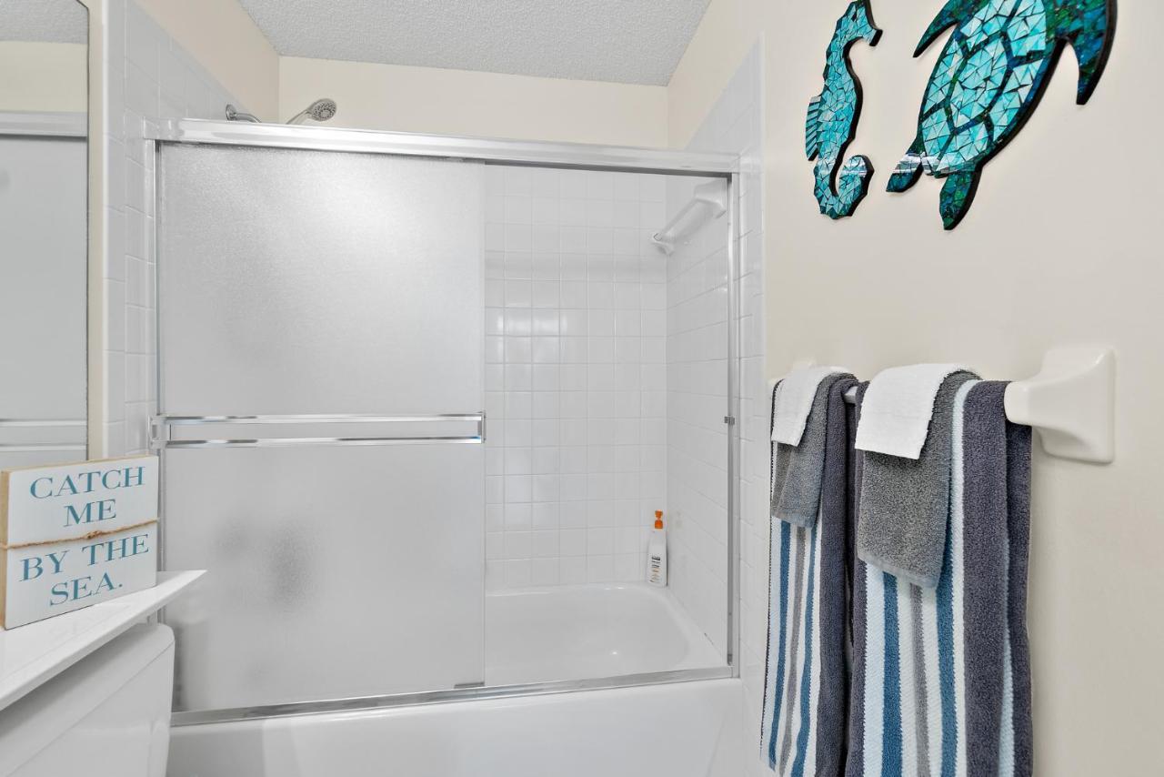 Oceanview Haven - 2Br Beach Townhome With Patio, Shared Heated Pool Steps From Paradise Beach Park! Melbourne Zewnętrze zdjęcie