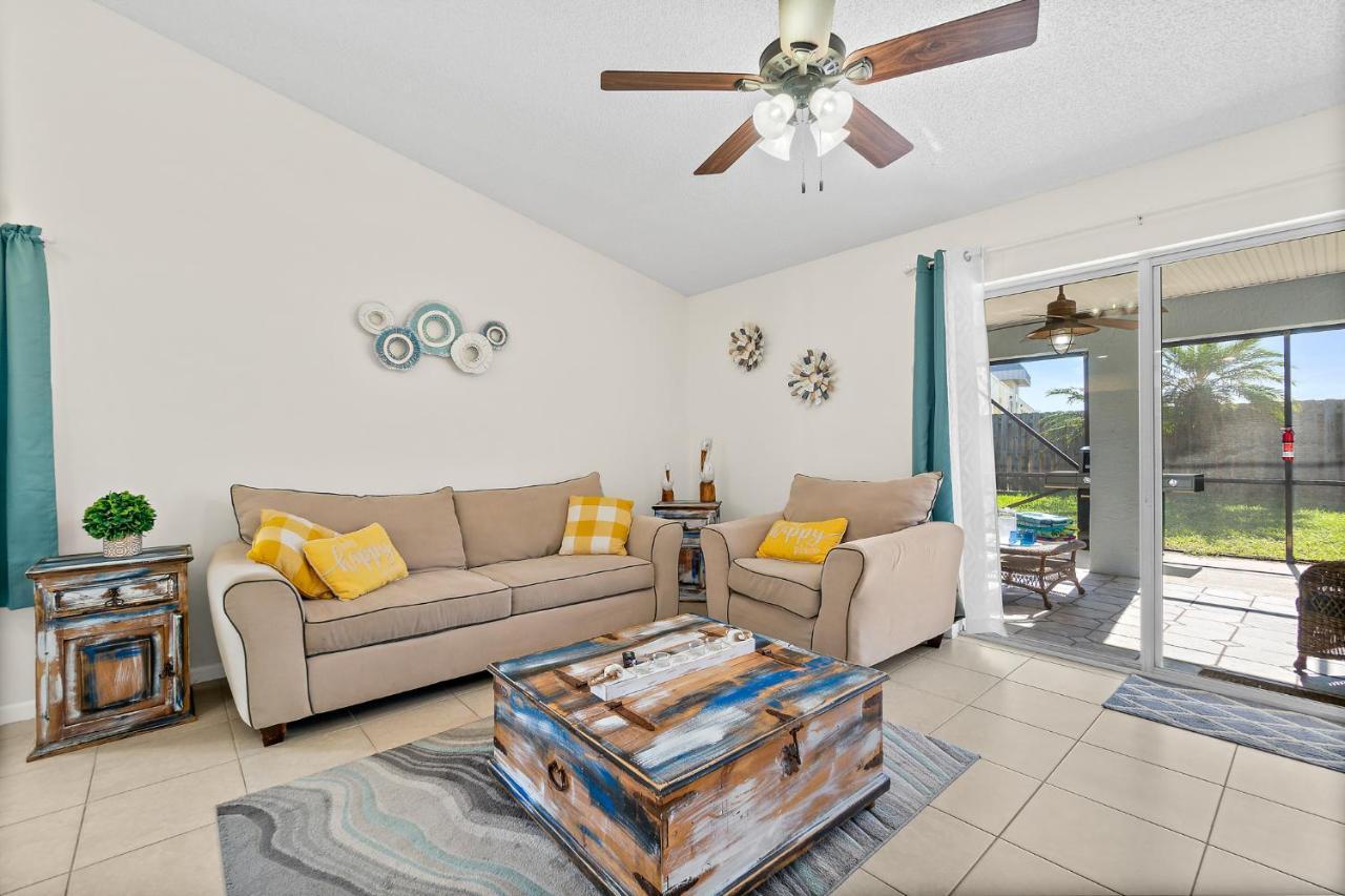 Oceanview Haven - 2Br Beach Townhome With Patio, Shared Heated Pool Steps From Paradise Beach Park! Melbourne Zewnętrze zdjęcie