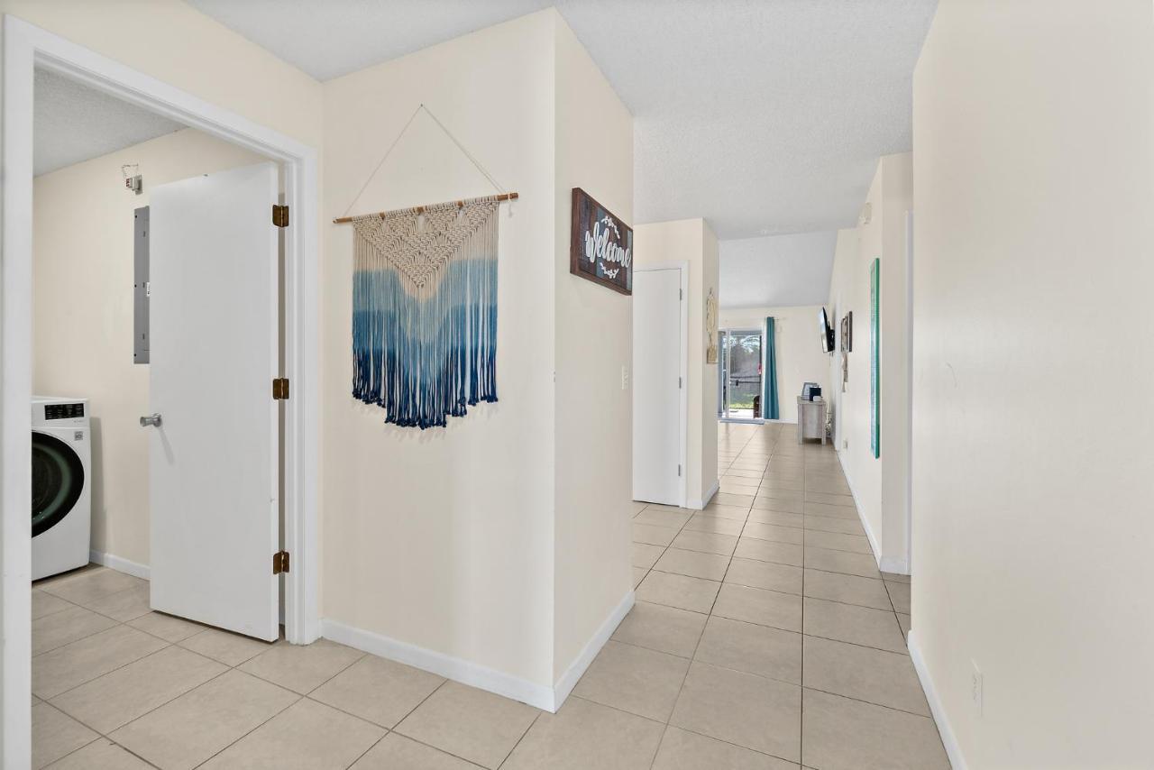 Oceanview Haven - 2Br Beach Townhome With Patio, Shared Heated Pool Steps From Paradise Beach Park! Melbourne Zewnętrze zdjęcie